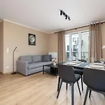 Apartamento Near Prezero Arena With Parking&balcony By Renters *
