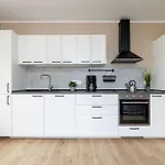 Apartamento Near Prezero Arena With Parking&balcony By Renters Gliwice