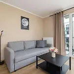 Apartamento Near Prezero Arena With Parking&balcony By Renters