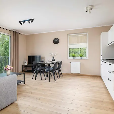 Near Prezero Arena With Parking&balcony By Renters شقة *