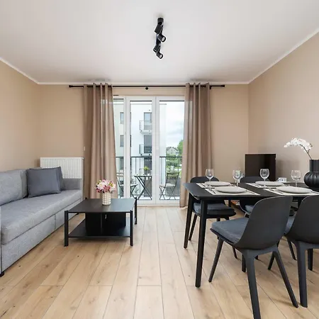 Near Prezero Arena With Parking&balcony By Renters * غليفيتسه