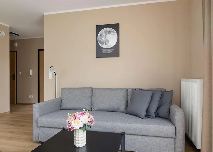 Near Prezero Arena With Parking&balcony By Renters